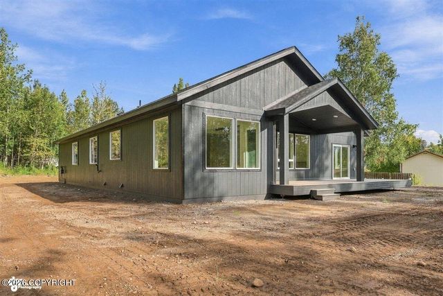 6000 E Menke Circle, Wasilla, AK 99654