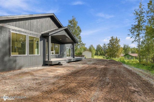 6000 E Menke Circle, Wasilla, AK 99654