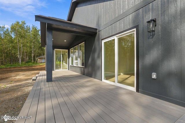 6000 E Menke Circle, Wasilla, AK 99654