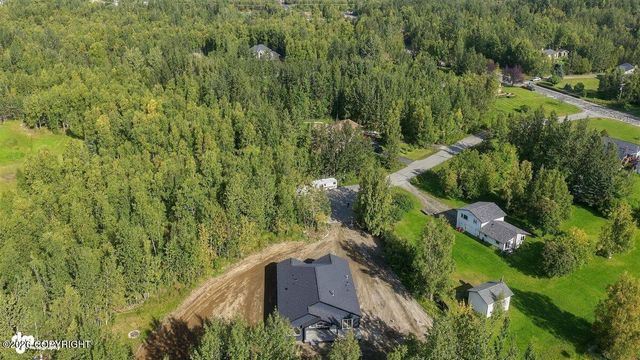 6000 E Menke Circle, Wasilla, AK 99654