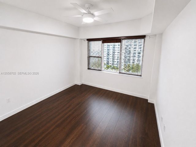 5600 Collins Ave 17U, Miami Beach, FL 33140