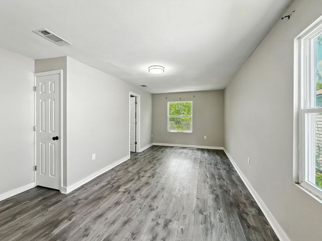 3901 Oneal Street, Greenville, TX 75401