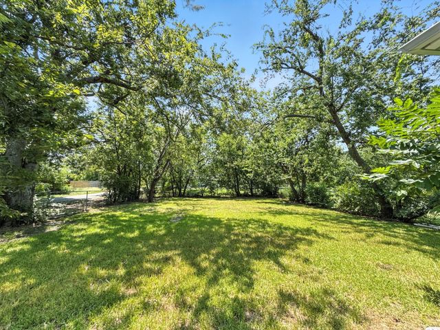 3901 Oneal Street, Greenville, TX 75401
