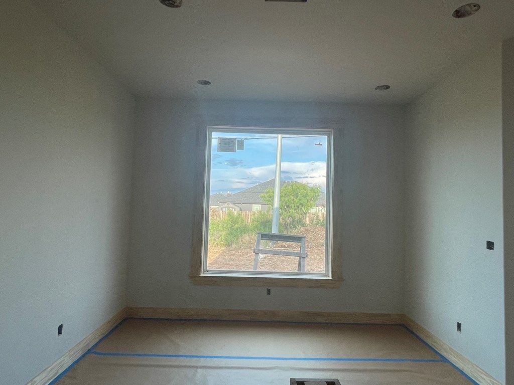 Image 6 of property listing at 5518 Slayde St, San Angelo, TX 76904