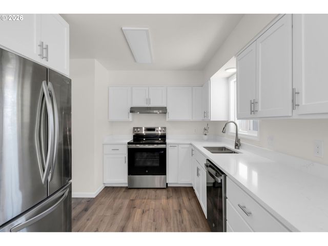 116 S Fredericksburg Way, Vancouver, WA 98664