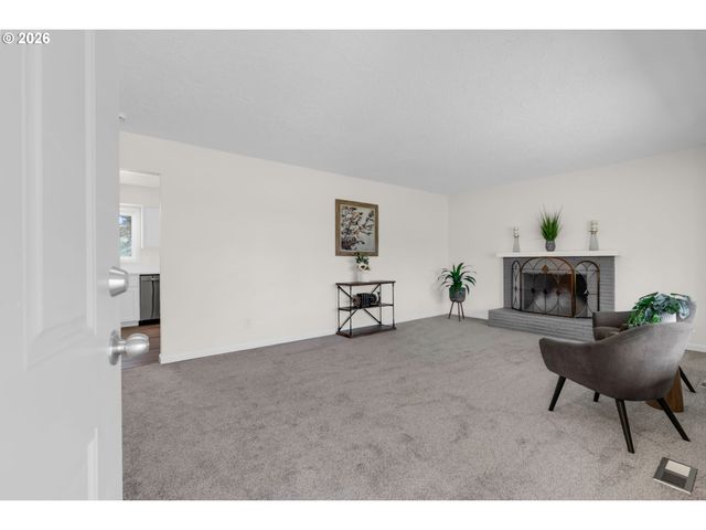 116 S Fredericksburg Way, Vancouver, WA 98664