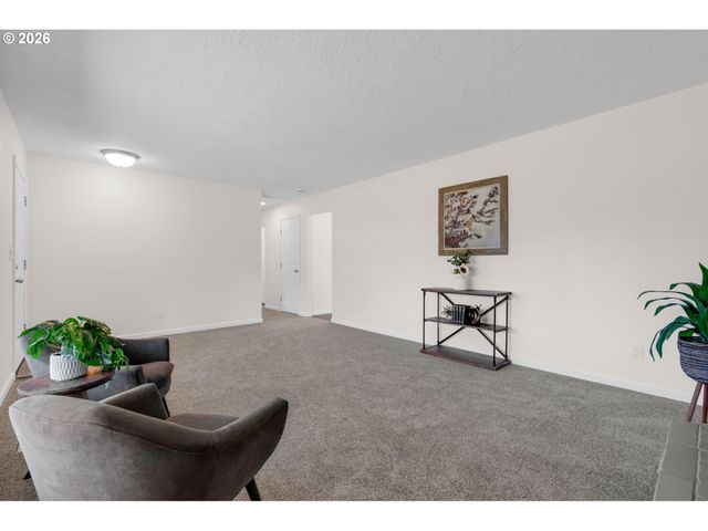 116 S Fredericksburg Way, Vancouver, WA 98664