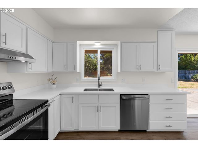 116 S Fredericksburg Way, Vancouver, WA 98664