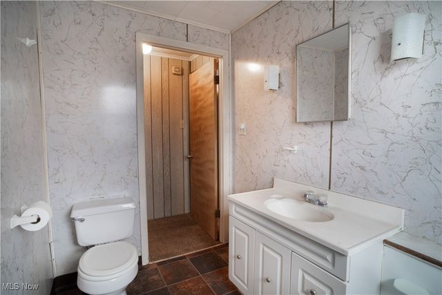 455 E Ohio Avenue, Sebring, OH 44672