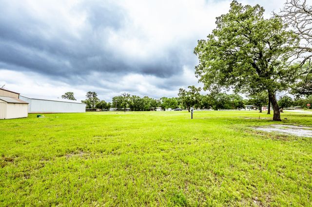 1827 State Highway 75 N, Huntsville, TX 77320