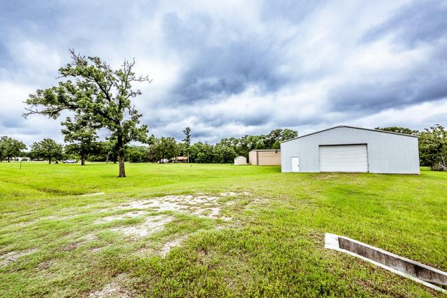 1827 State Highway 75 N, Huntsville, TX 77320