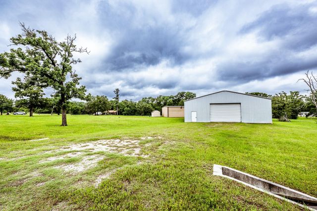 1827 State Highway 75 N, Huntsville, TX 77320