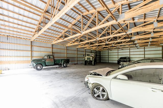 1827 State Highway 75 N, Huntsville, TX 77320