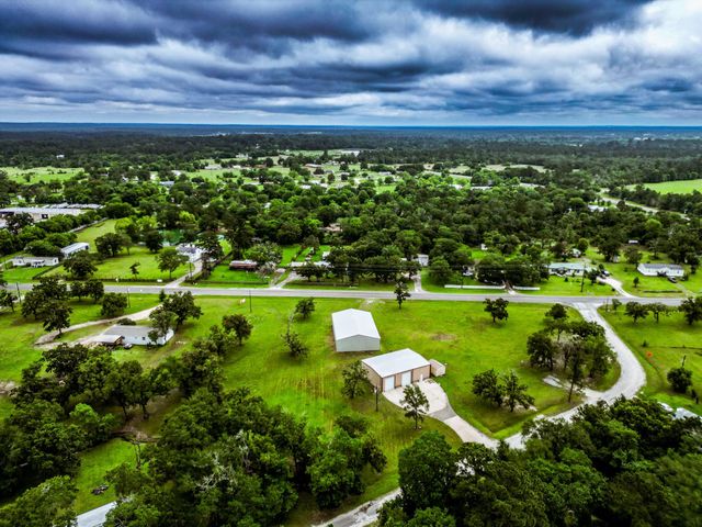 1827 State Highway 75 N, Huntsville, TX 77320