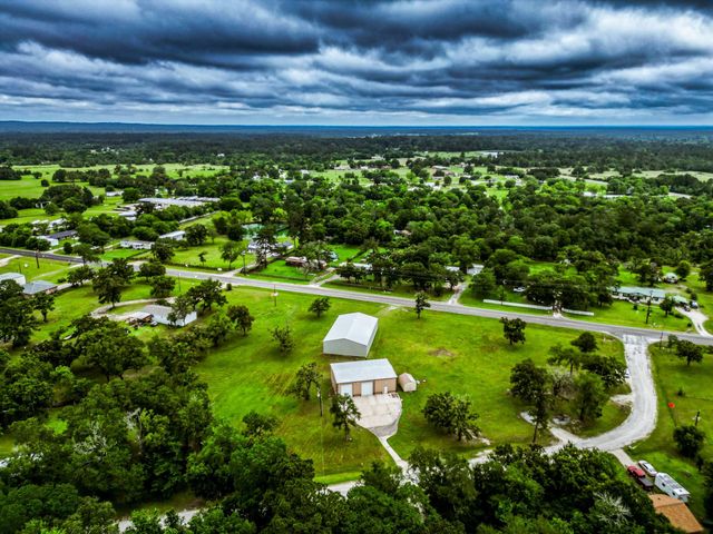 1827 State Highway 75 N, Huntsville, TX 77320