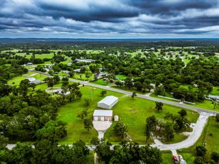 1827 State Highway 75 N, Huntsville, TX 77320