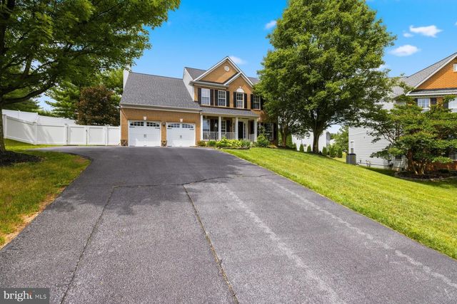 4002 WEDGE CT, Mount Airy, MD 21771