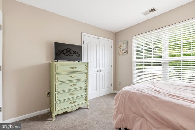 4002 WEDGE CT, Mount Airy, MD 21771