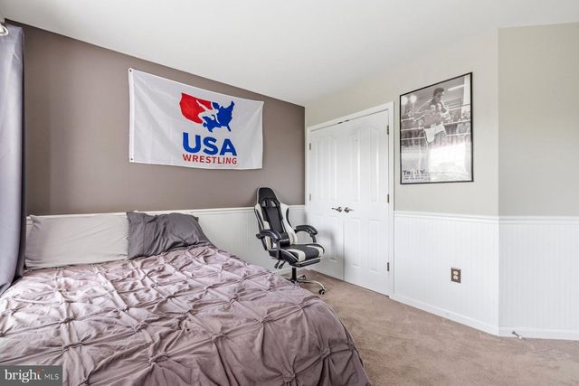 4002 WEDGE CT, Mount Airy, MD 21771