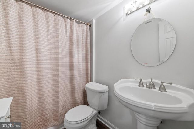 4002 WEDGE CT, Mount Airy, MD 21771