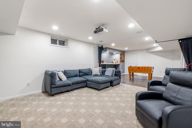 4002 WEDGE CT, Mount Airy, MD 21771