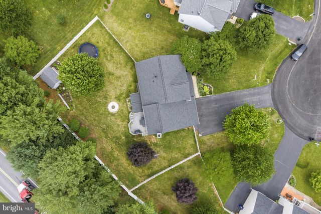 4002 WEDGE CT, Mount Airy, MD 21771