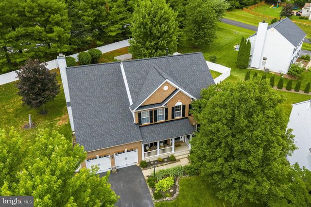 4002 WEDGE CT, Mount Airy, MD 21771