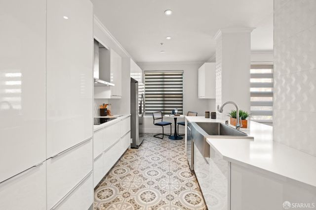 101 Crescent Way 2315, San Francisco, CA 94134