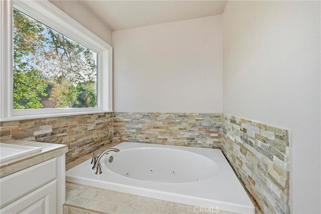 18387 N Shore, Hidden Valley Lake, CA 95467