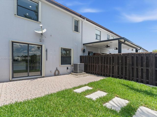 11628 NW 87th Ln 11628, Doral, FL 33178