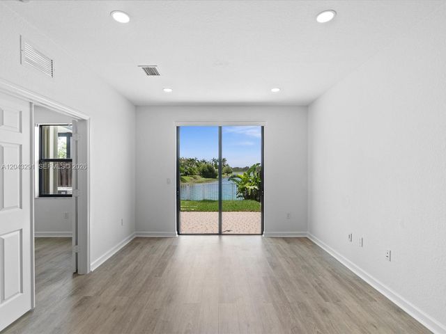 11628 NW 87th Ln 11628, Doral, FL 33178