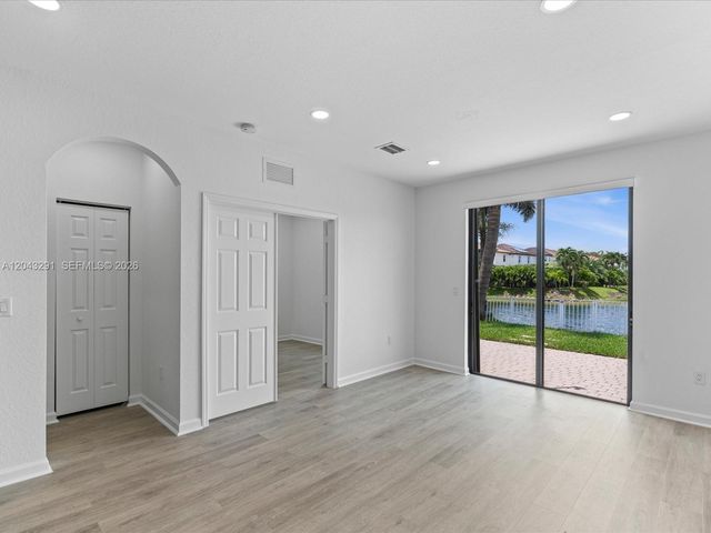 11628 NW 87th Ln 11628, Doral, FL 33178
