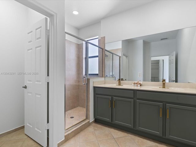 11628 NW 87th Ln 11628, Doral, FL 33178