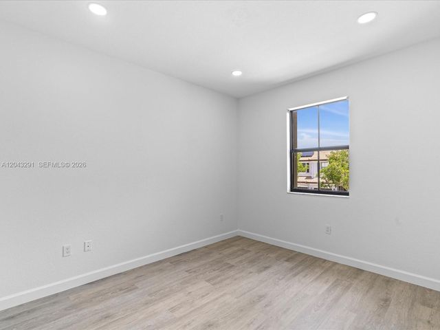 11628 NW 87th Ln 11628, Doral, FL 33178