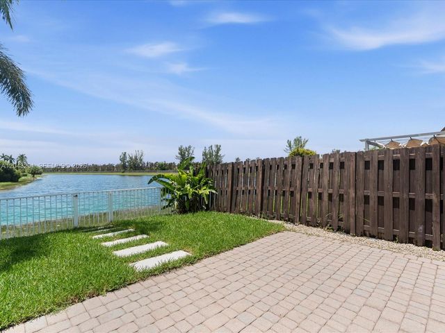 11628 NW 87th Ln 11628, Doral, FL 33178