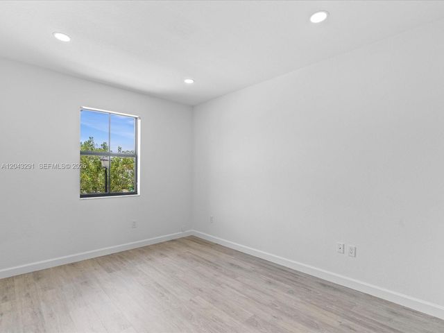 11628 NW 87th Ln 11628, Doral, FL 33178