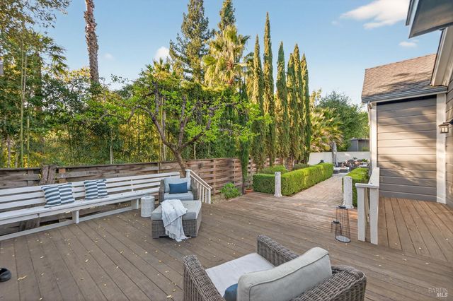 354 E Napa St, Sonoma, CA 95476