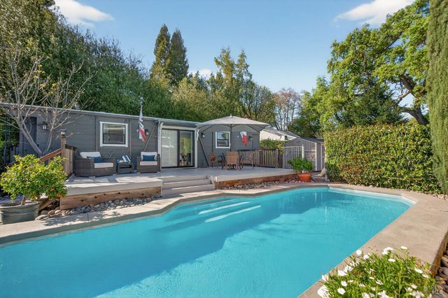 354 E Napa St, Sonoma, CA 95476