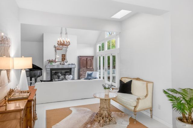 354 E Napa St, Sonoma, CA 95476