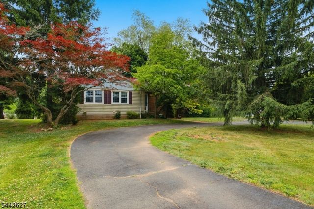 1868 Amwell Rd, Franklin Twp., NJ 08873