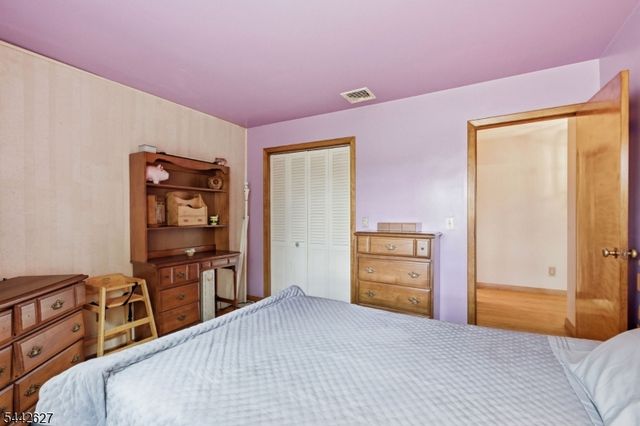 1868 Amwell Rd, Franklin Twp., NJ 08873