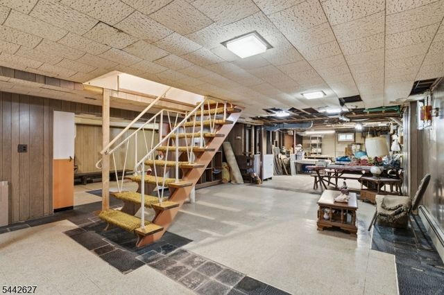 1868 Amwell Rd, Franklin Twp., NJ 08873