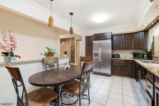 1868 Amwell Rd, Franklin Twp., NJ 08873
