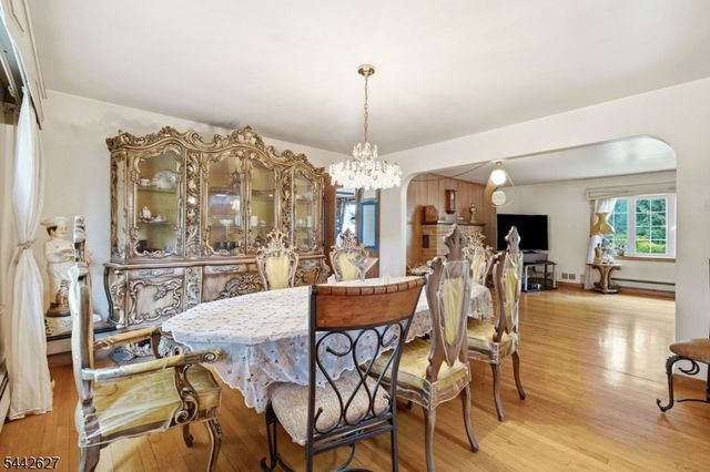 1868 Amwell Rd, Franklin Twp., NJ 08873
