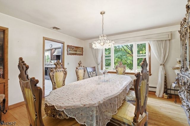 1868 Amwell Rd, Franklin Twp., NJ 08873