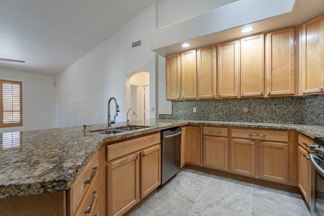 4663 S Oleander Drive, Chandler, AZ 85248