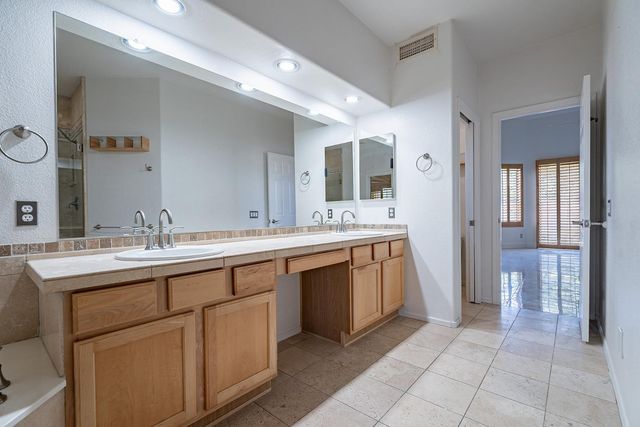 4663 S Oleander Drive, Chandler, AZ 85248