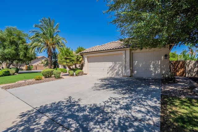 4663 S Oleander Drive, Chandler, AZ 85248