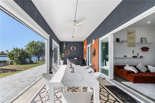 504 NE 9th ST, Cape Coral, FL 33909