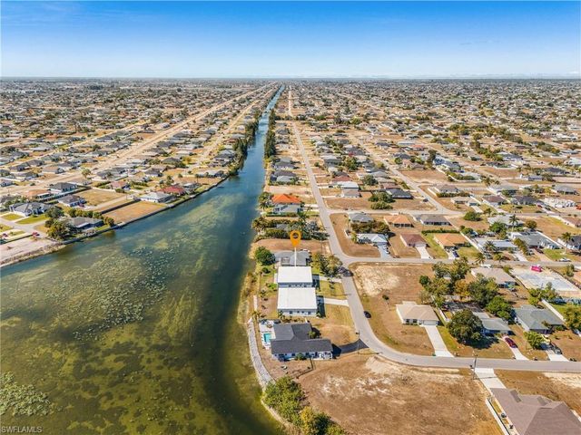 504 NE 9th ST, Cape Coral, FL 33909